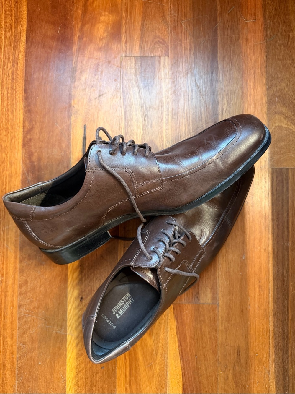 Johnston & Murphy Brown Leather Plain-Toe Derby Shoes
